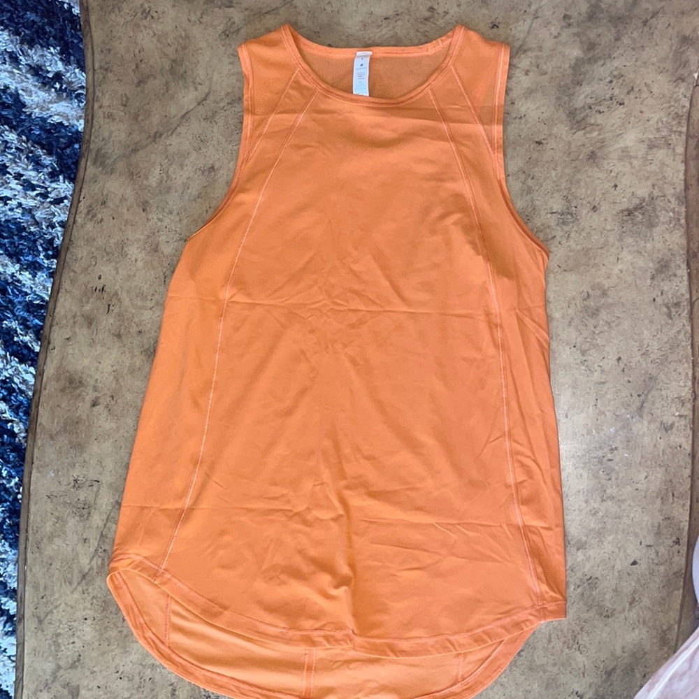 Lululemon orange tanktop size 4